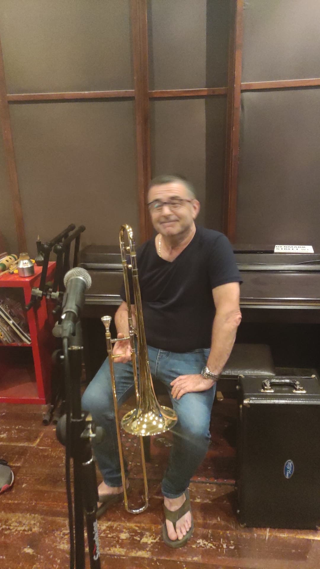 החדר של סבתא - Savta Studio