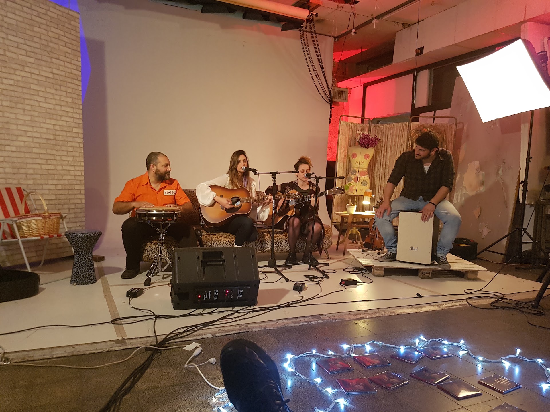 החדר של סבתא - Savta Studio